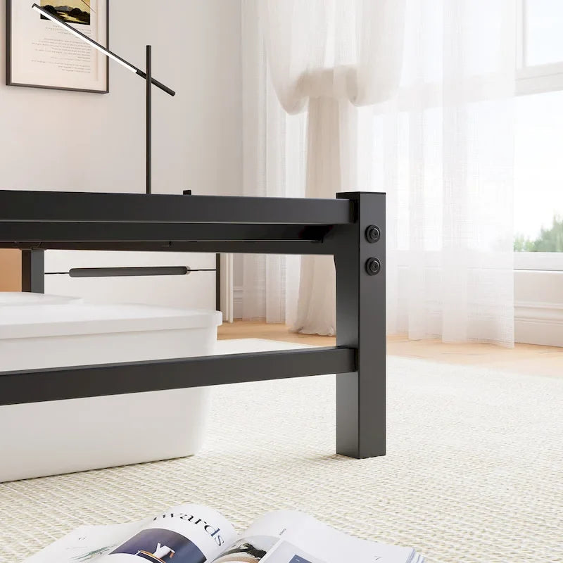 Lit double moderne beige et marron en métal avec tête de lit en bois, lumières et étagère de rangement pour chambre à coucher