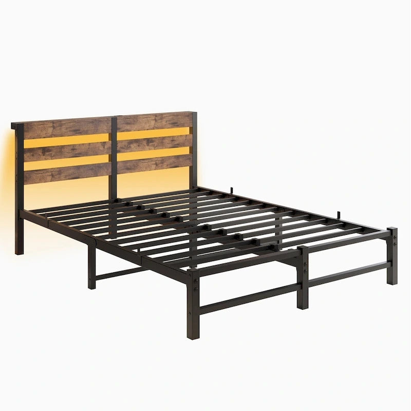 Lit double moderne beige et marron en métal avec tête de lit en bois, lumières et étagère de rangement pour chambre à coucher