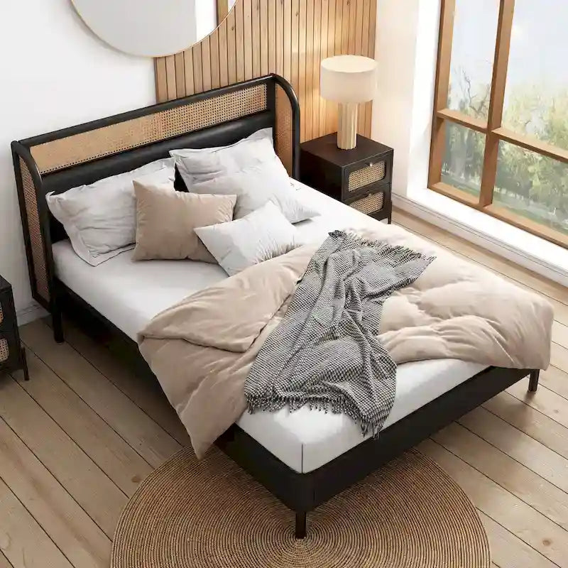 Lit Queen en rotin Cannage moderne avec plateforme en bois