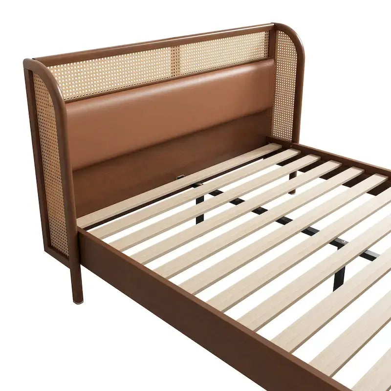 Lit Queen en rotin Cannage moderne avec plateforme en bois