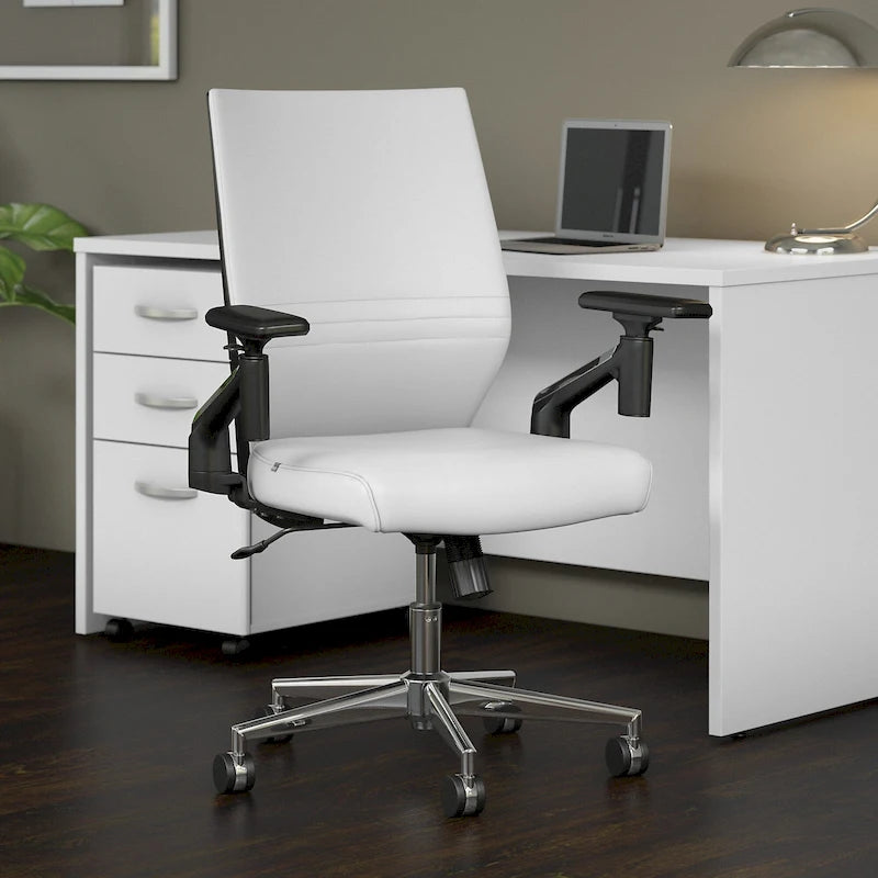 Fauteuil de bureau en cuir à dossier mi-haut