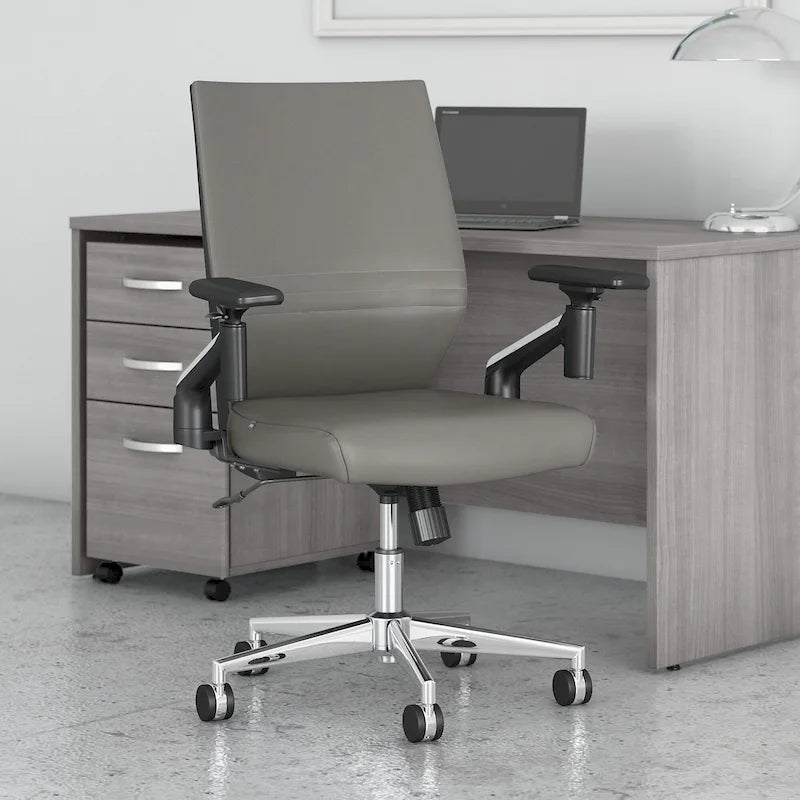 Fauteuil de bureau en cuir à dossier mi-haut