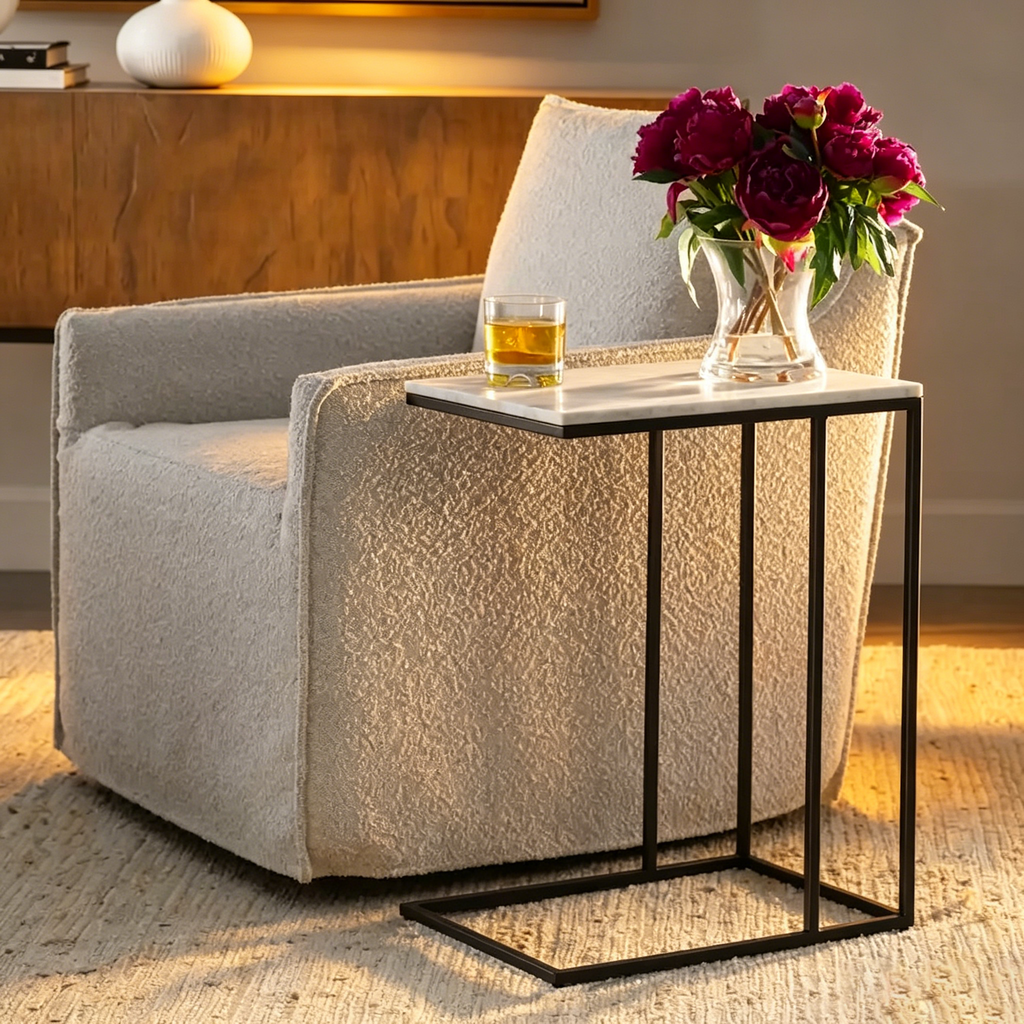Table d'appoint en métal noir et marbre blanc